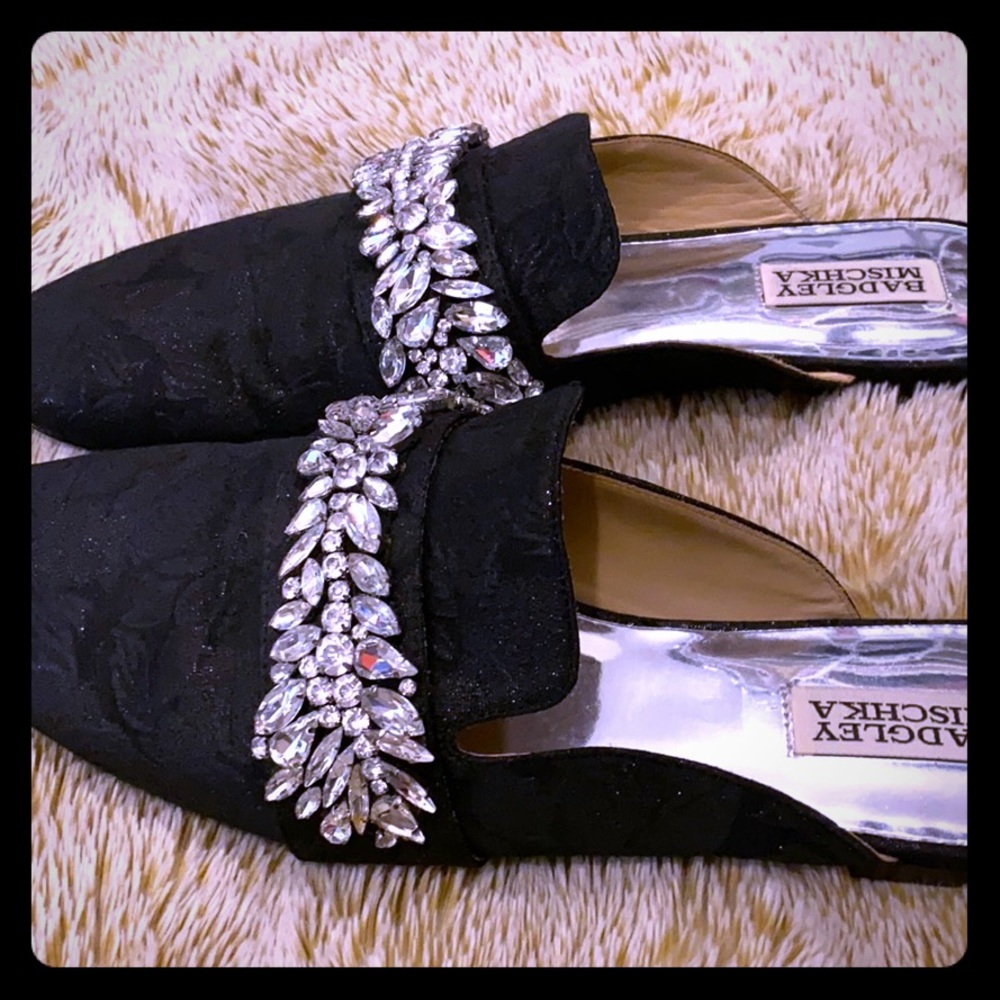 Gorge Badgley Mischka mules for fall 😍